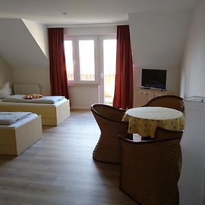 Familien-Zimmer
